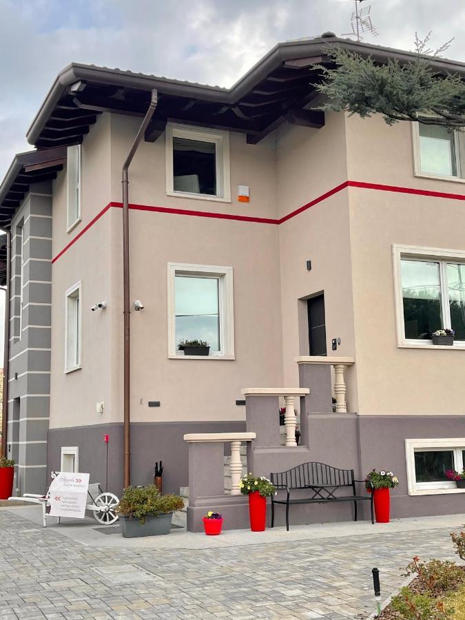 Casa Ananda Bed & Breakfast Ferno Exterior foto